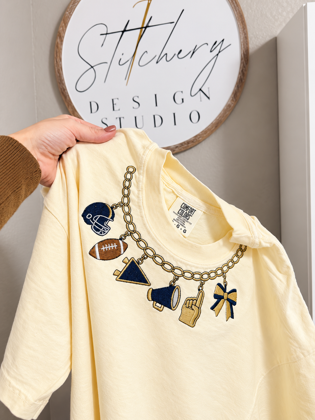 Game Day Necklace Tee