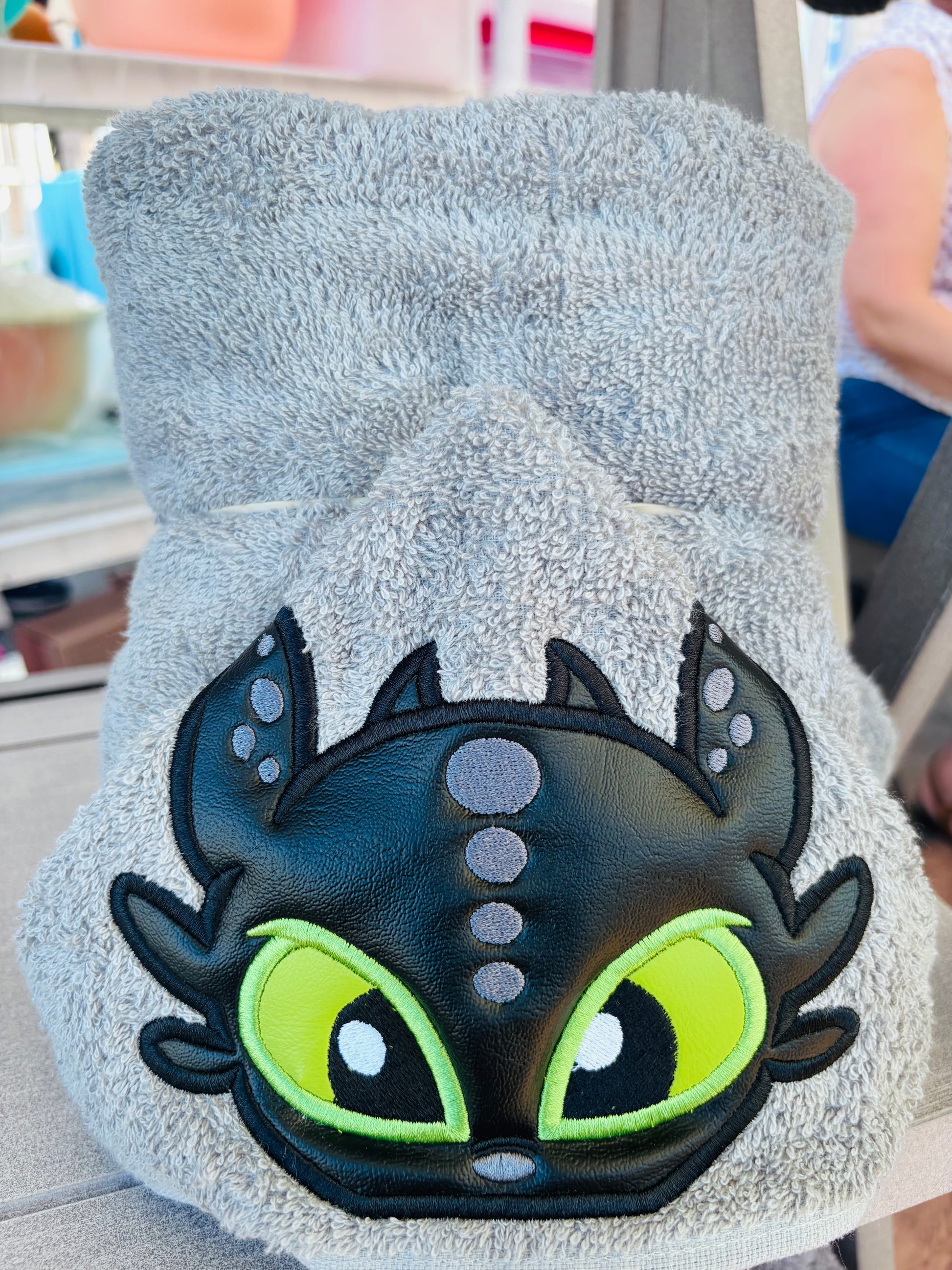 Hooded bath towel - Black Dragon