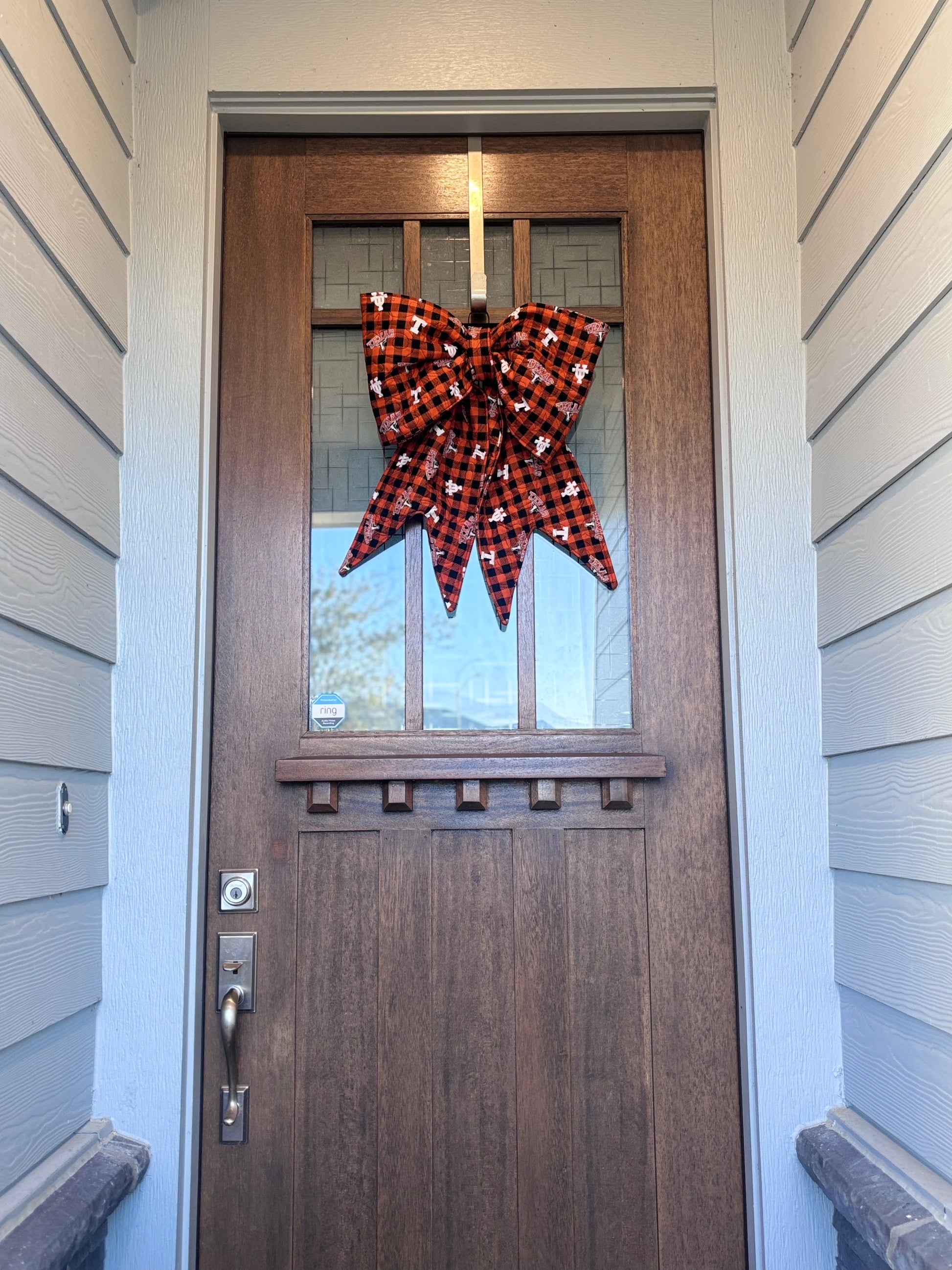 Decorative Collegiate Bow