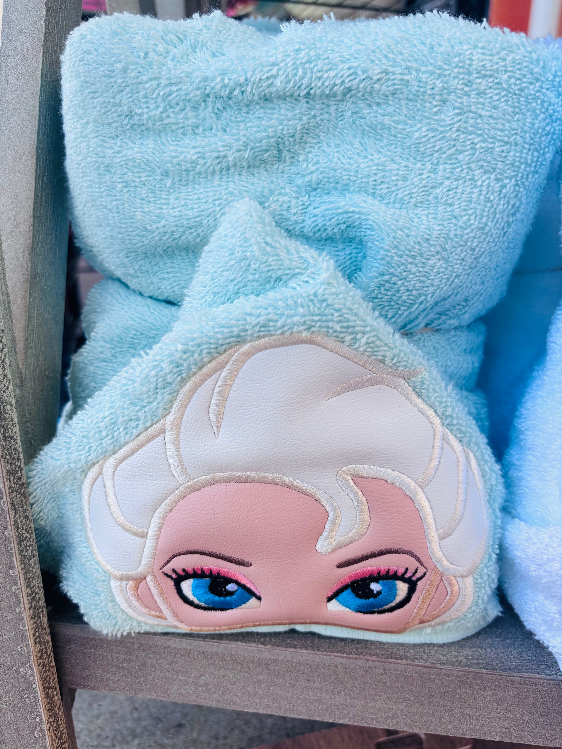 Hooded bath towel- Ice Princess